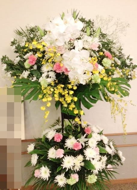 札幌　葬儀用スタンド花