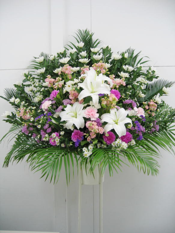 札幌市中央区 floral明日花 供花 スタンド花・葬儀の花 配達します